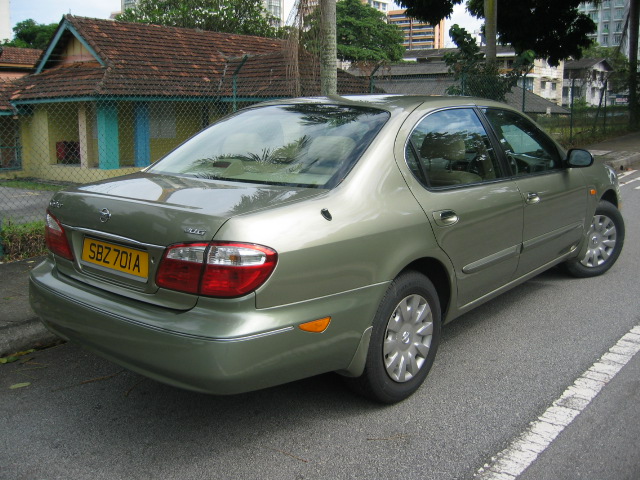 2002 Nissan Primera Pictures