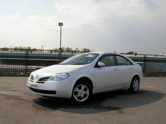 2002 Nissan Primera Photos