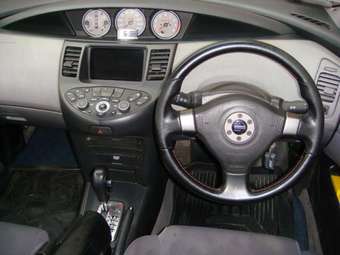 2002 Nissan Primera Pics