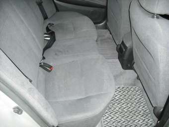 2002 Nissan Primera Images