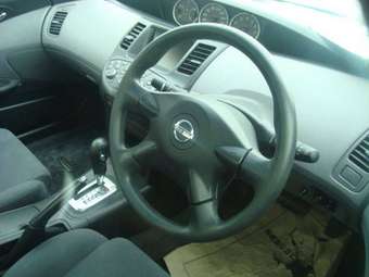 2002 Nissan Primera Images