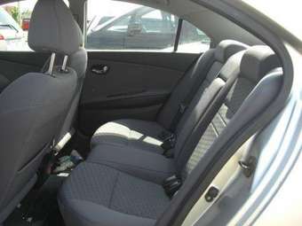 2002 Nissan Primera Pictures