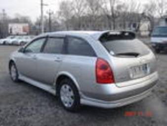 2002 Nissan Primera Pictures