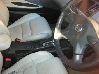 2002 Nissan Primera Photos