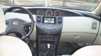 2002 Nissan Primera Pictures
