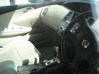 2002 Nissan Primera Pictures