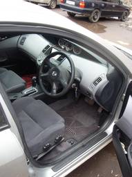 2002 Nissan Primera Pictures