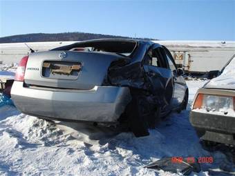 2002 Nissan Primera Pictures