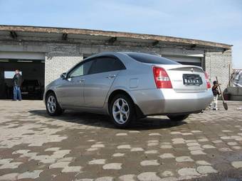 2002 Nissan Primera Photos