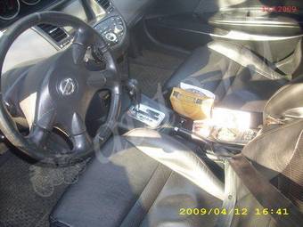 2002 Nissan Primera Pictures