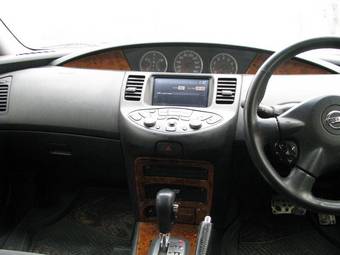 2002 Nissan Primera Pictures
