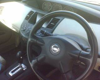 2002 Nissan Primera Pictures