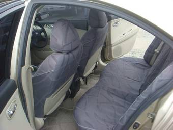 2002 Nissan Primera Pictures