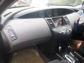 2002 Nissan Primera Pics