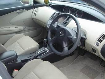 2002 Nissan Primera Pictures