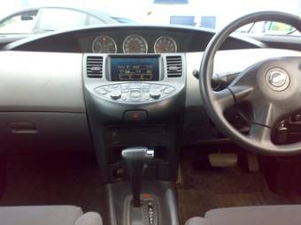 2002 Nissan Primera Pictures