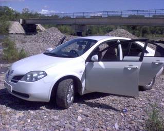 2002 Nissan Primera Pictures