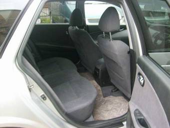 2002 Nissan Primera Pictures