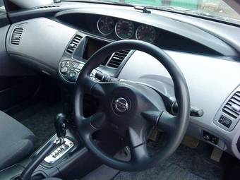 2002 Nissan Primera Photos