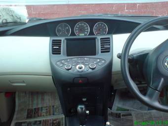 2002 Nissan Primera Photos