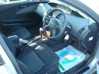 2003 Nissan Primera Pics