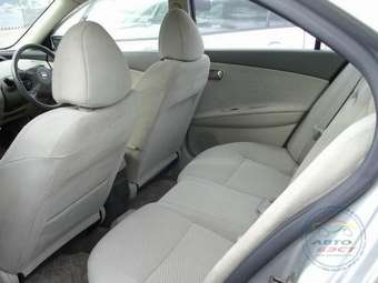 2003 Nissan Primera Pics