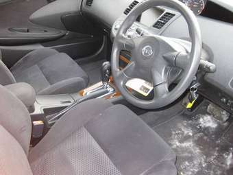 2003 Nissan Primera Pictures