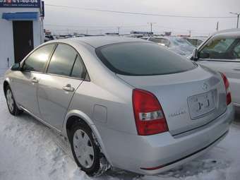 2003 Nissan Primera Pictures