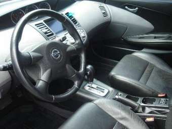 2003 Nissan Primera Pictures