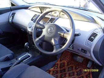 2003 Nissan Primera Pics