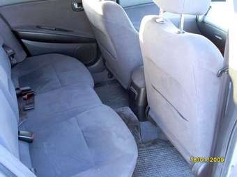 2003 Nissan Primera Pictures