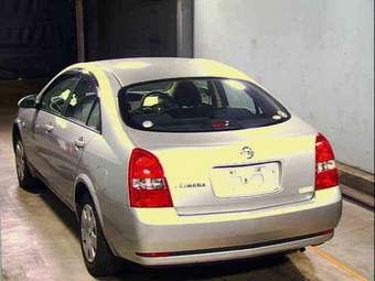 2003 Nissan Primera Pictures