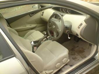 2003 Nissan Primera Pictures