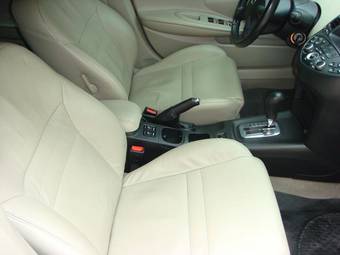 2003 Nissan Primera Pictures
