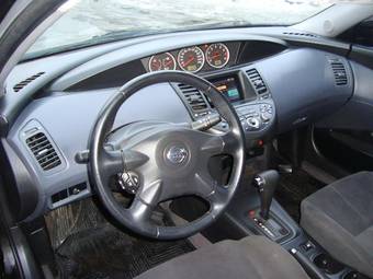 2003 Nissan Primera Photos
