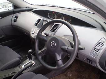 2003 Nissan Primera Photos