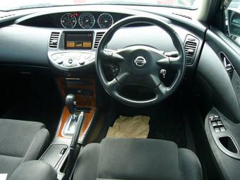 2003 Nissan Primera Photos