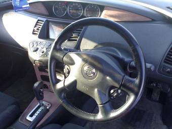 2003 Nissan Primera Photos
