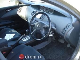 2003 Nissan Primera Pictures