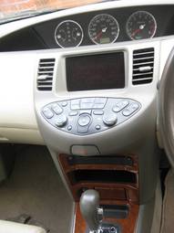 2003 Nissan Primera Photos