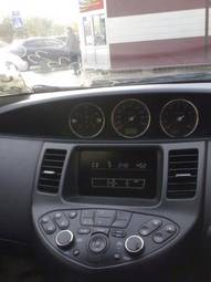 2003 Nissan Primera Pictures