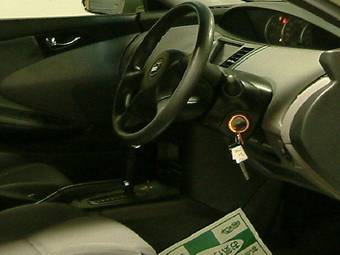 2003 Nissan Primera Photos