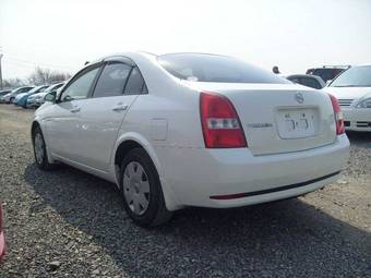 2003 Nissan Primera Pictures