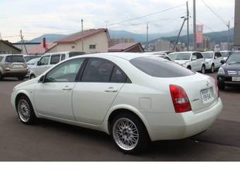 2003 Nissan Primera Pictures