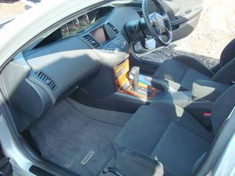 2003 Nissan Primera Pictures