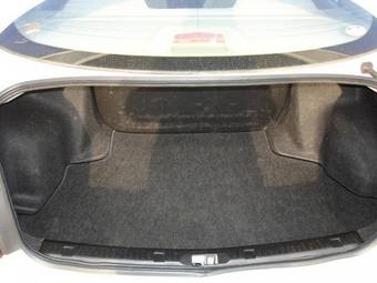 2003 Nissan Primera Pictures