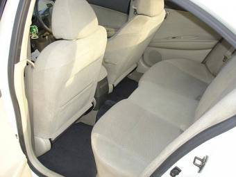 2003 Nissan Primera Pictures