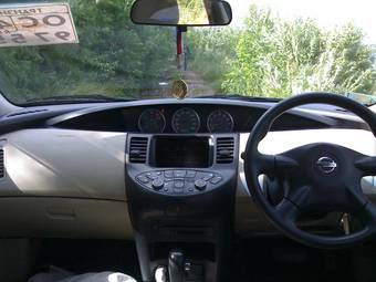 2003 Nissan Primera Photos