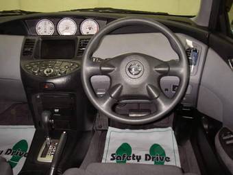 2003 Nissan Primera Pics
