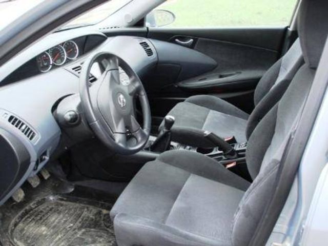 2004 Nissan Primera